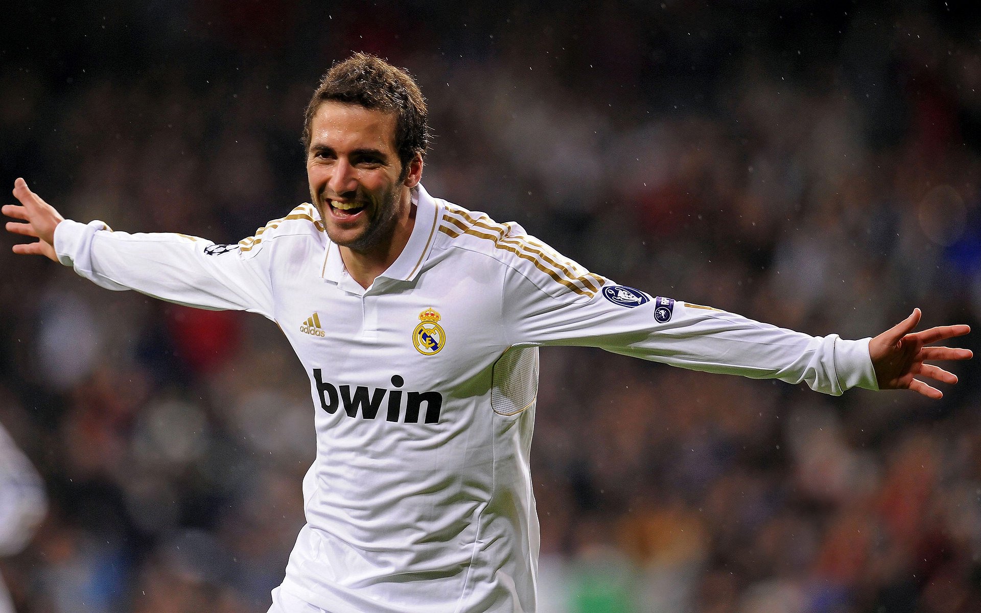 _勇士再现三分盛宴，全队状态火热_，勇士三分庆祝动作